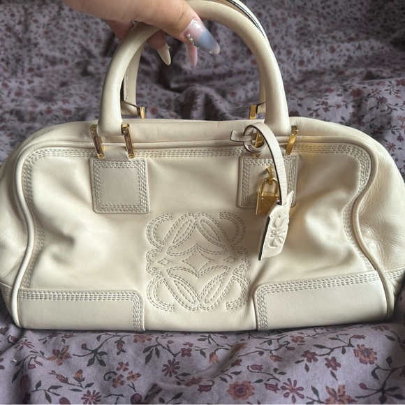 Authentic 2007 Loewe Amazona 28 Handle Bag - Picture 1 of 6